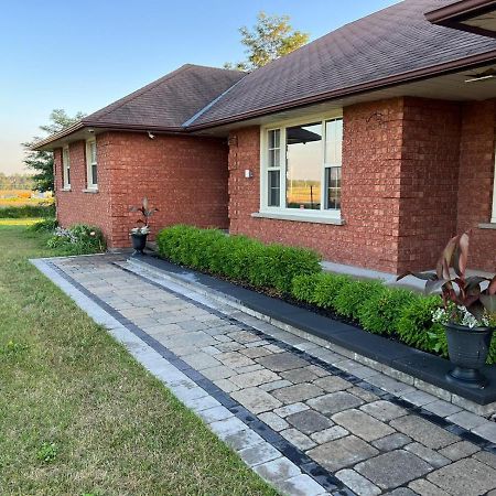 Bowmanville Event Place 외부 사진