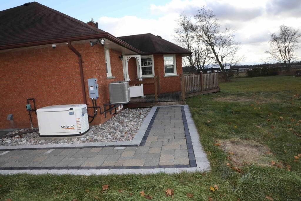 Bowmanville Event Place 외부 사진