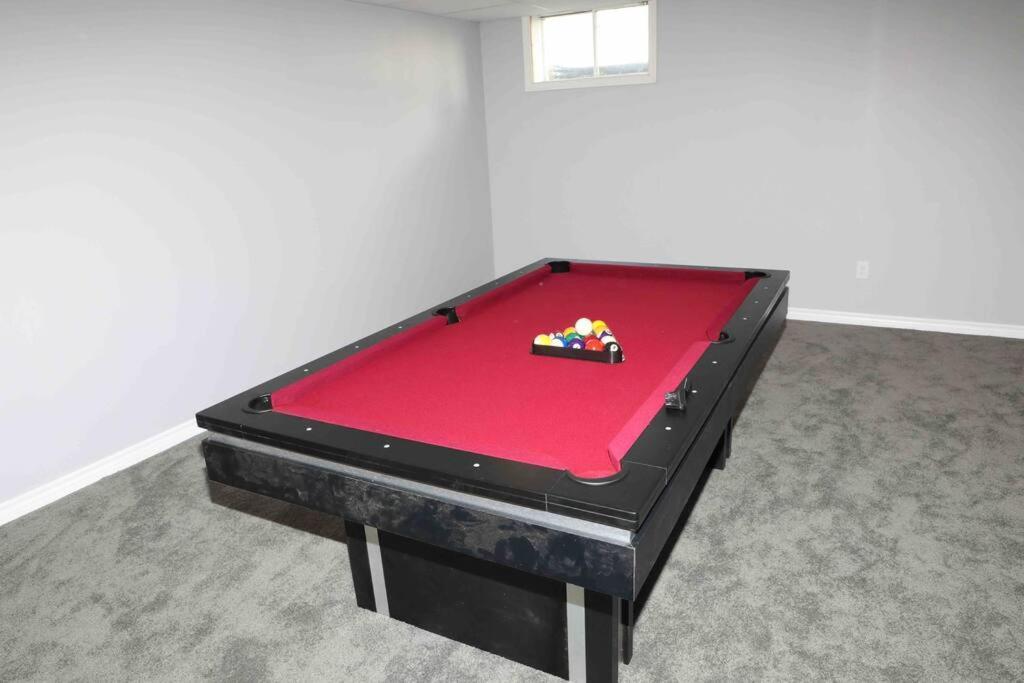 Bowmanville Event Place 외부 사진