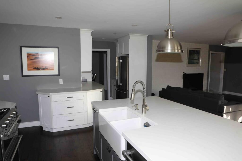 Bowmanville Event Place 외부 사진