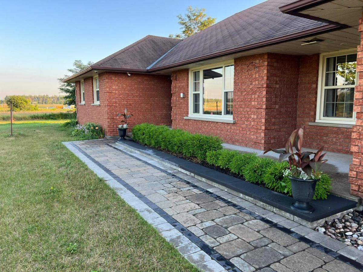 Bowmanville Event Place 외부 사진